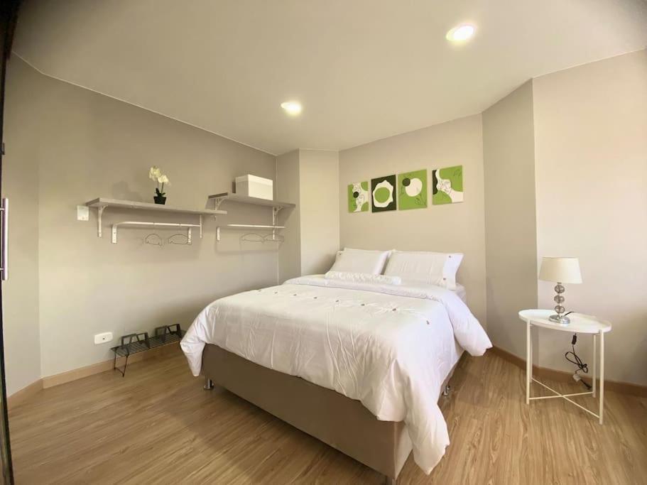 6-1, Parque De La 93, 2 Apartment Bogota